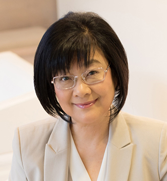Shelly Zhou